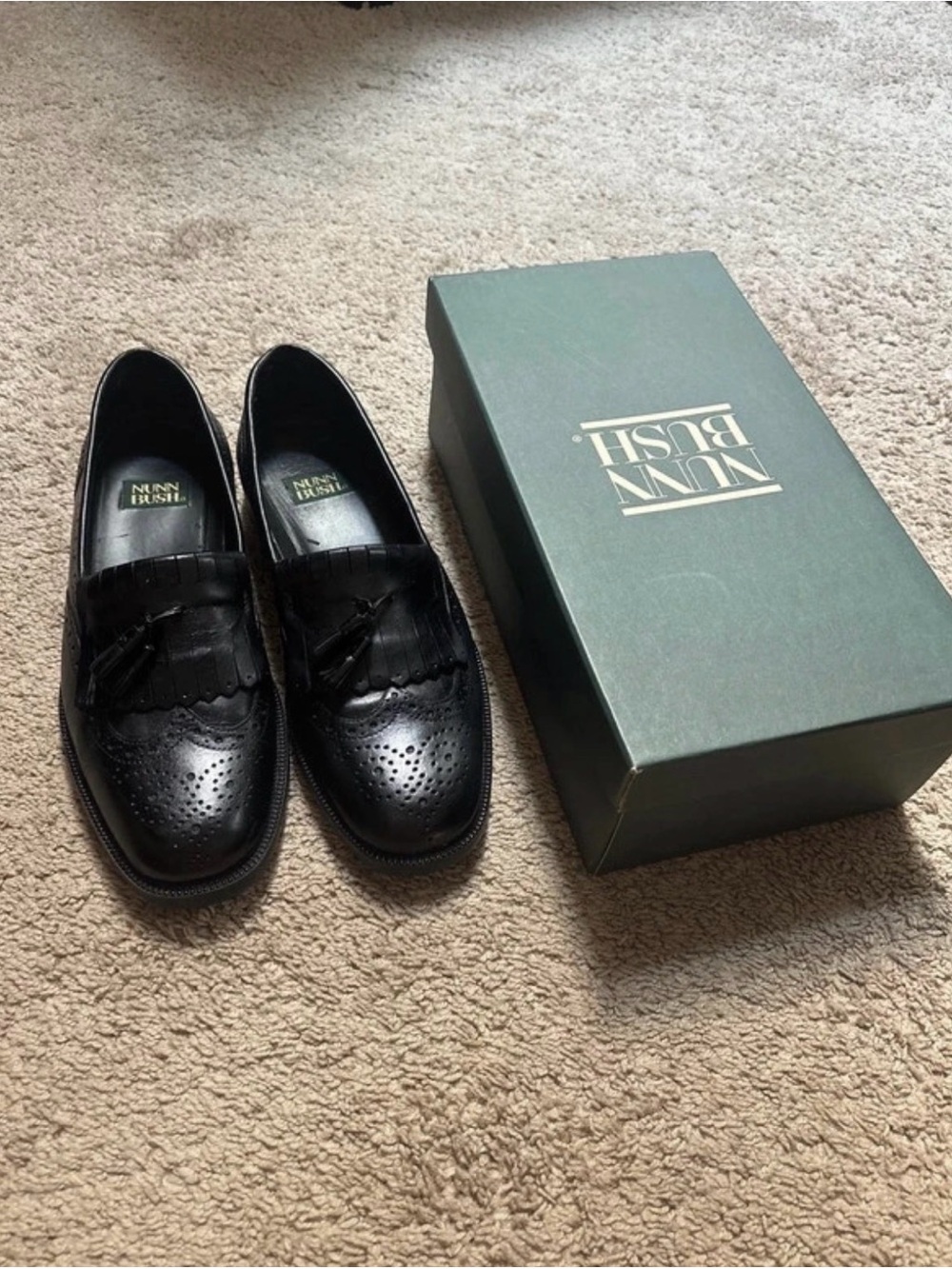 Nunn Bush Black Leather Kiltie Tassel Loafers